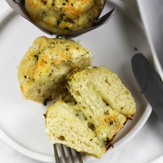 Garlic Bread Cupcakes - Recipe photo by plantbasedrecipe2020