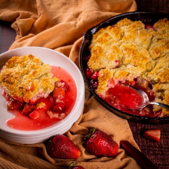 Strawberry Rhubarb Cobbler - Recipe photo by SaporitoKitchen