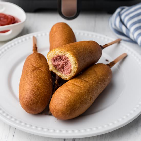 Air Fryer Corn Dogs - Recipe photo by thecaglediaries