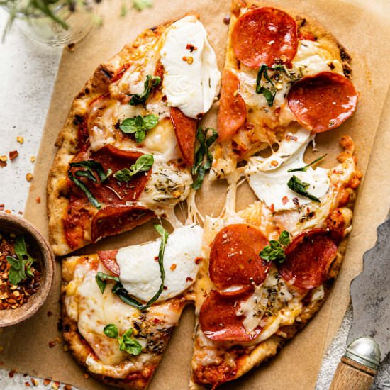 Pepperoni Flatbread Pizza - Recipe photo by bites.with.bri_