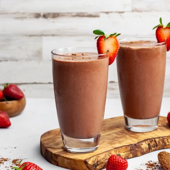 Chocolate Covered Strawberry Shake - Recipe photo by cleanfooddirtygirl