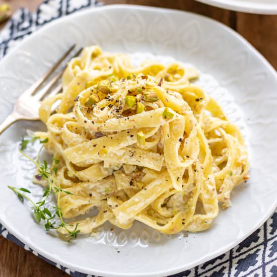 Creamy Pistachio Pasta - Recipe photo by veggie desserts