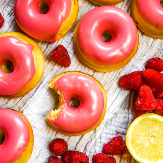 Lemon and Raspberry Donuts - Recipe photo by Waitingforblancmange