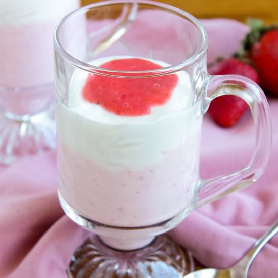 Keto Strawberry Yogurt Cream - Recipe photo by LowCarb Abode