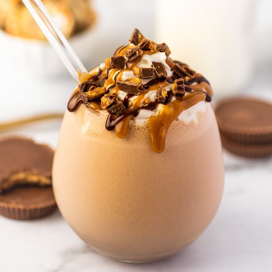 Chocolate Peanut Butter Milkshake - Recipe photo by BakingMischief