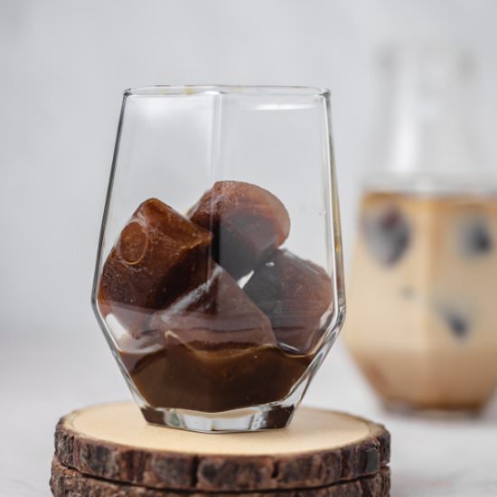 Coffee Ice Cubes - Recipe photo by Thedinnerbite