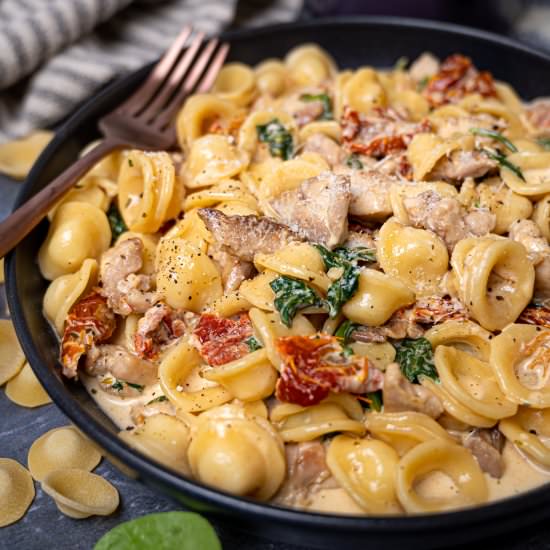 Creamy Tuscan Chicken Pasta - Recipe photo by skinnyspatula