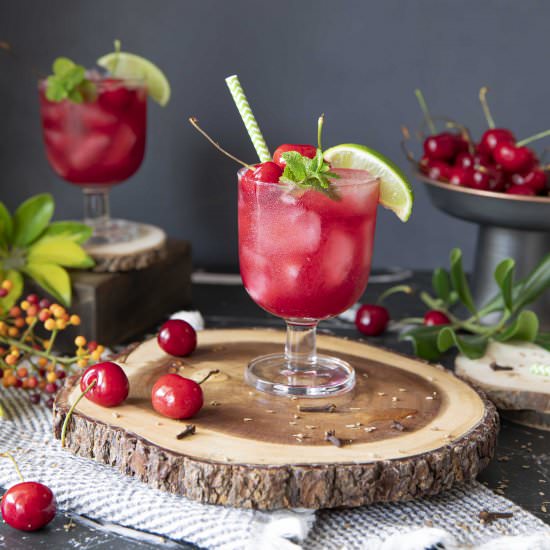 Cherry mocktail with cloves & anise - Recipe photo by Secretos Del Sur