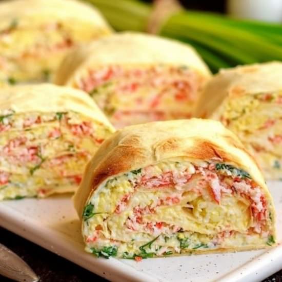 Cheesy Pinwheels with Crabmeat - Recipe photo by FreeFoodTips