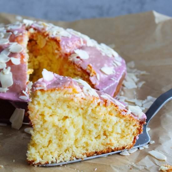 Classic Icelandic Almond Cake - Recipe photo by alainga
