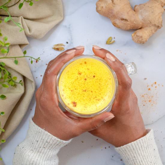Easy Haldi Doodh - Recipe photo by pipingpotcurry