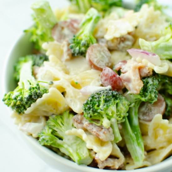 Broccoli Grape Pasta Salad - Recipe photo by fakeginger