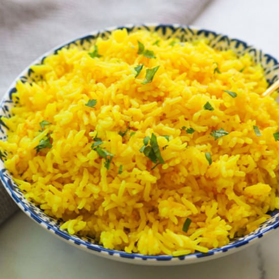 Easy Rice Cooker Turmeric Rice - Recipe photo by apeachyplate