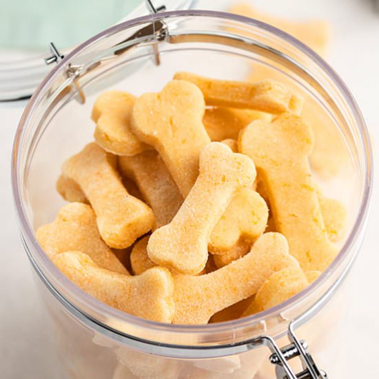 Cheddar Dog Biscuits - Recipe photo by bellyfull