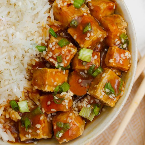 Sticky Orange Tofu – Vegan - Recipe photo by dailydish