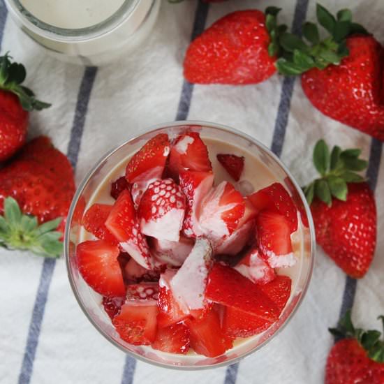 Strawberries and cream - Recipe photo by hornoMX