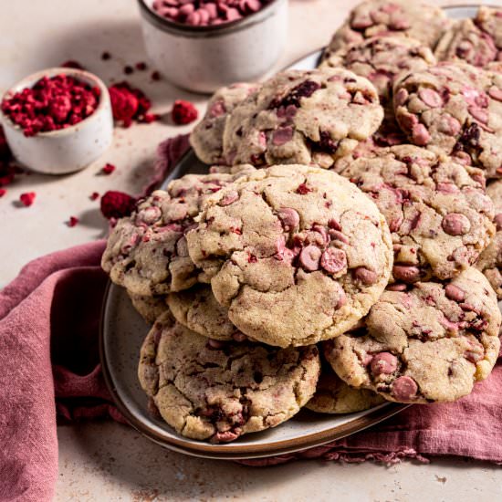Raspberry + Ruby Chocolate Cookies - Recipe photo by leisurefanclub