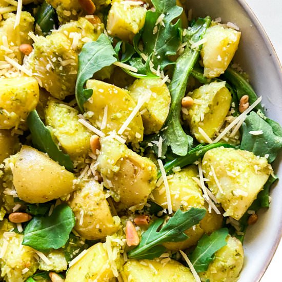 20-Minute Pesto Potato Salad - Recipe photo by Sugarylogic