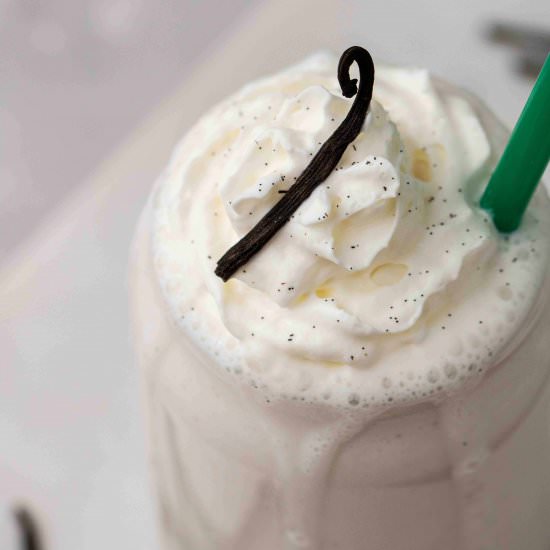 Starbucks vanilla bean frappuccino - Recipe photo by lifestyleofafoodie