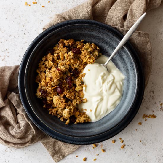 Easy Homemade Granola - Recipe photo by KitchenMason