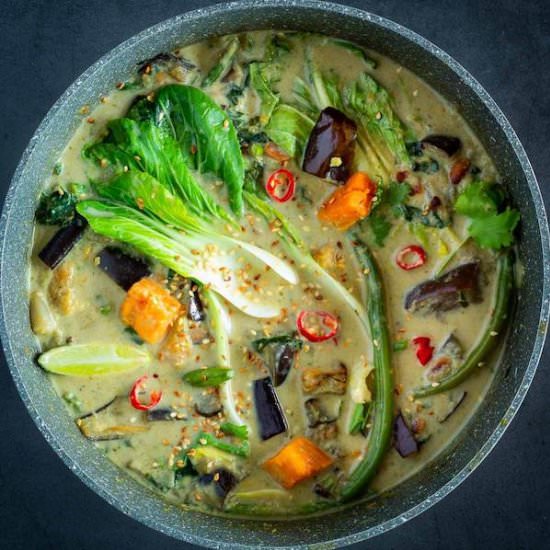 Green Thai Curry - Recipe photo by Ourplantbasedworld