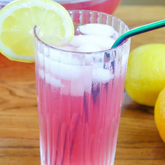 Homemade Low Carb Pink Lemonade - Recipe photo by LowCarb Abode