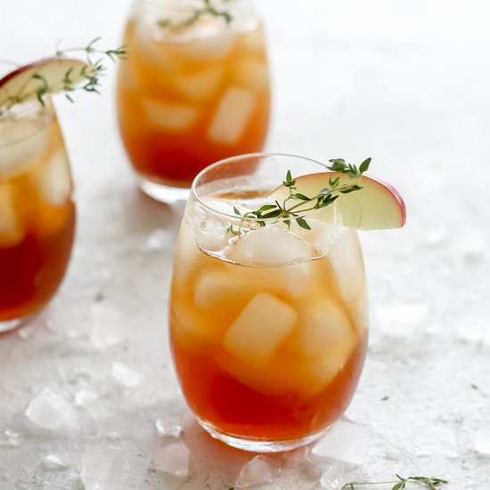 Peach Thyme Iced Tea - Recipe photo by Butternut Lane