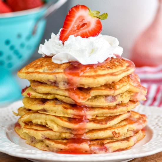 Strawberry Pancakes - Recipe photo by simplejoy