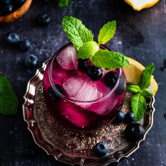 Blueberry Whiskey Smash Cocktail - Recipe photo by Cakes By Chichi
