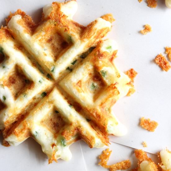 Jalapeno Cheddar gluten free waffle - Recipe photo by platefulofveggies
