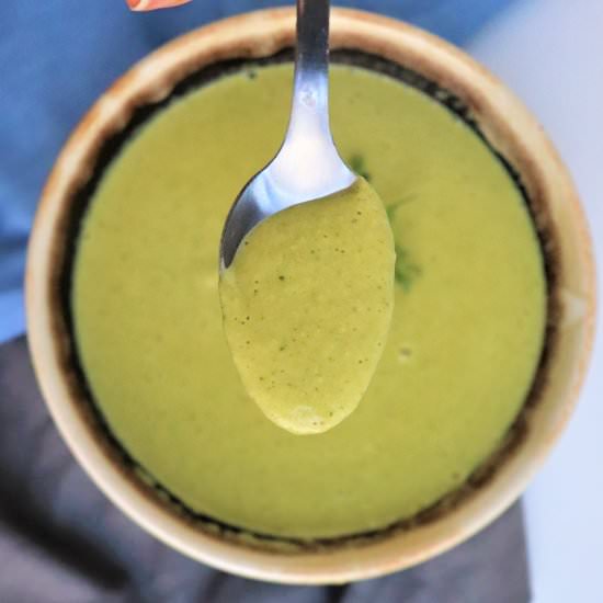 Cheesy Broccoli Soup with Poblano - Recipe photo by veryveganval