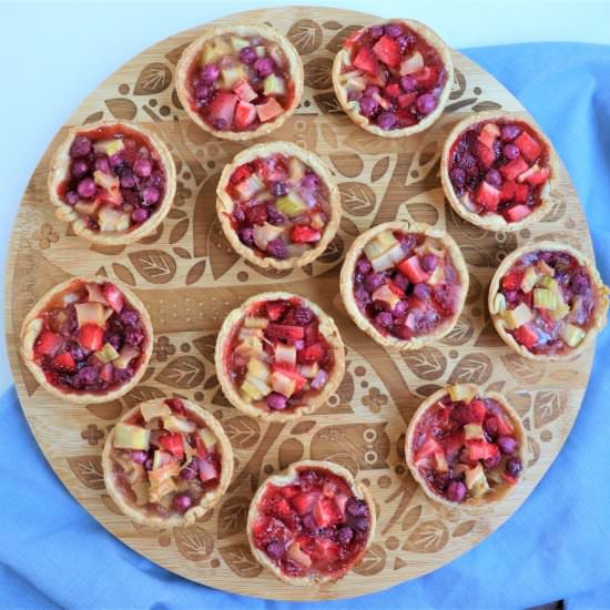 Mini Strawberry Wintergreen Tarts - Recipe photo by veryveganval