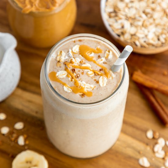 Peanut Butter Oatmeal Smoothie - Recipe photo by purelykaylie