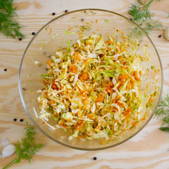 Quick cabbage salad - Recipe photo by mecooks.com