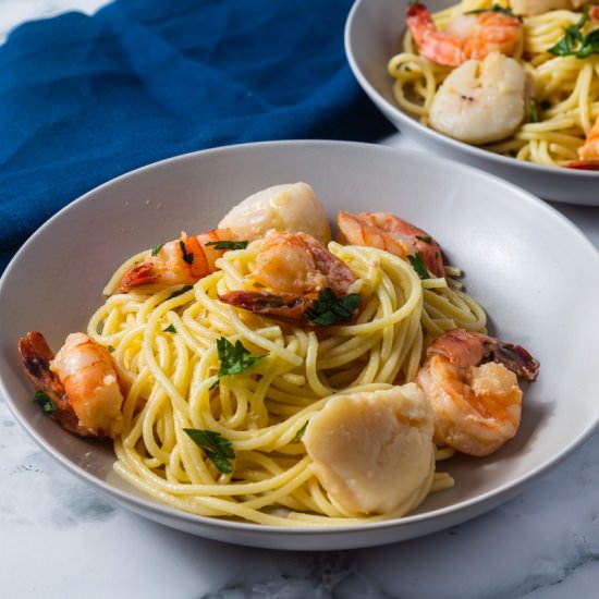 Shrimp and Scallop Pasta with Lemon - Recipe photo by cooking.with.carbs