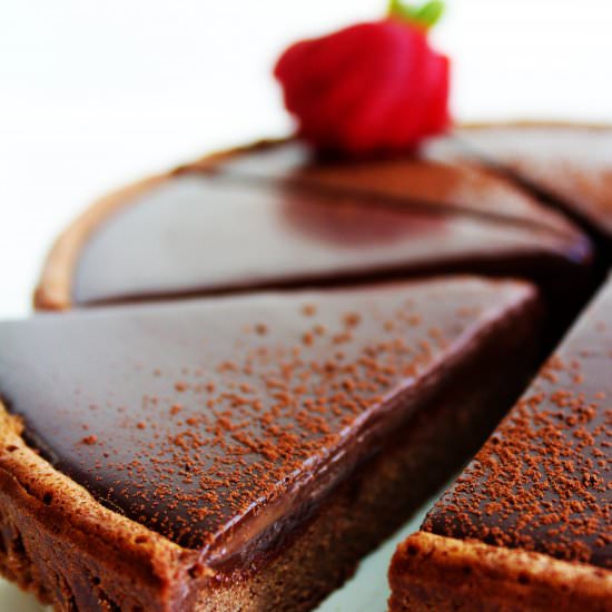 FLOURLESS CHOCOLATE GANACHE CAKE - Recipe photo by endgredients