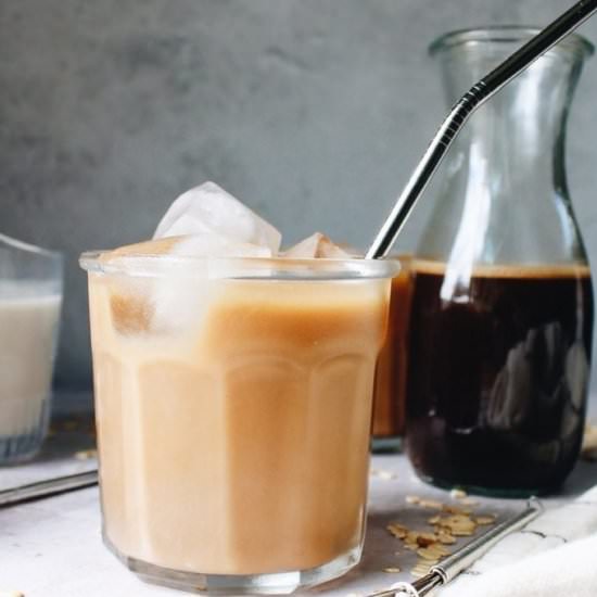 Iced Oat Milk Latte - Recipe photo by thefigjar