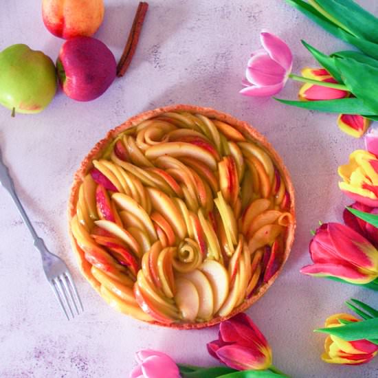 Vegan apple and peach tart - Recipe photo by cake_files_