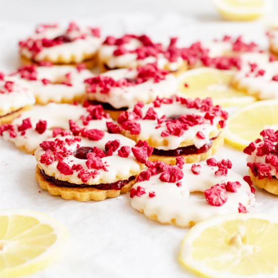 Raspberry Zitronen Ringe - Recipe photo by Red Currant Bakery
