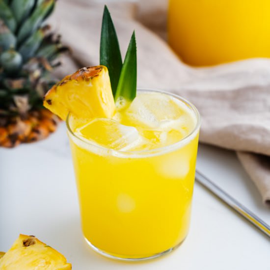 Agua de Piña (Pineapple Water) - Recipe photo by brokebankvegan
