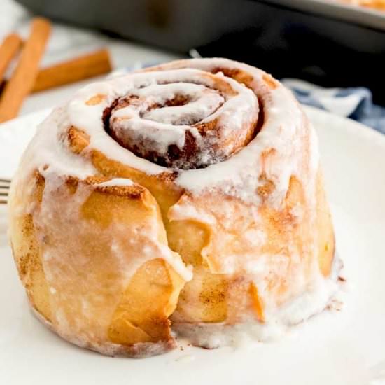The Best Cinnamon Buns - Recipe photo by Lemon blossoms
