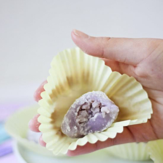 Taro Mochi - Recipe photo by deliciousnotgorg