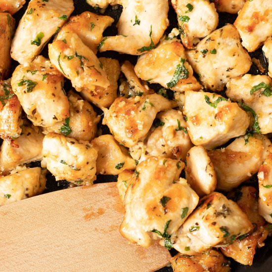 Garlic Butter Chicken Bites - Recipe photo by Healthy Life Trainer