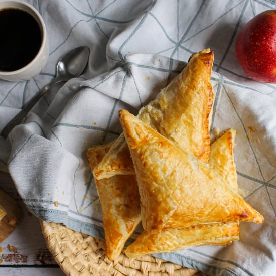 Easy Apple Puff Pastry Turnovers - Recipe photo by Cook Homey