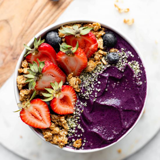 Blueberry Smoothie Bowl - Recipe photo by greenseggsandyams