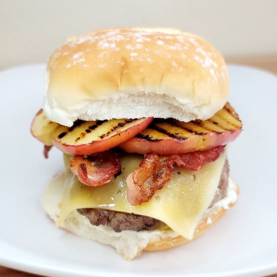 Grilled Apple Burger - Recipe photo by Estelle Forrest