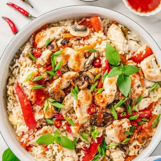 THAI CHICKEN WITH RICE - Recipe photo by theyummybowl