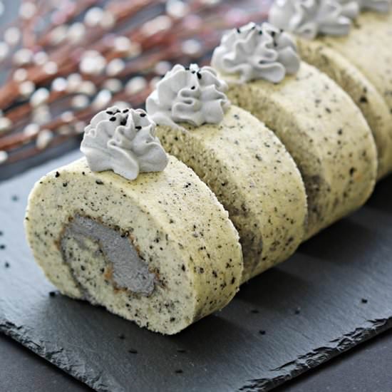 Black Sesame Swiss Roll - Recipe photo by Anncoo
