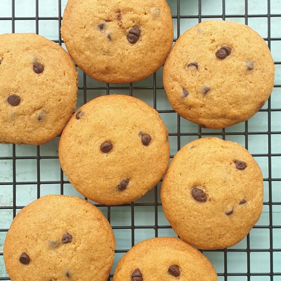 Easy chocolate chip cookies - Recipe photo by Flours n frostings
