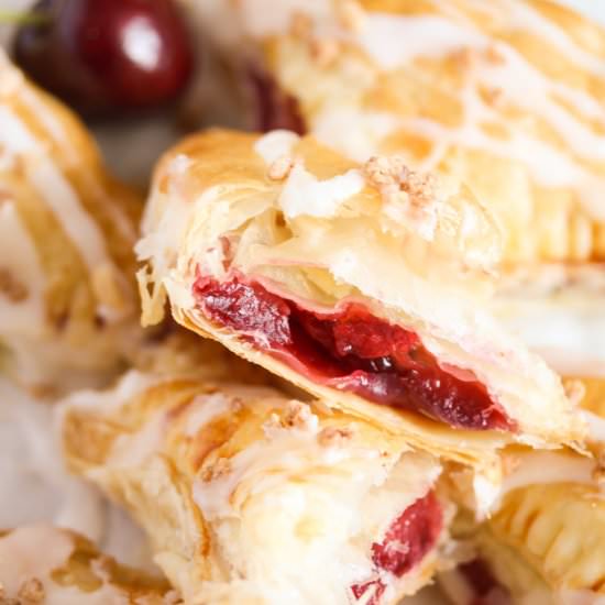 Easy Cherry Turnovers - Recipe photo by adinutza